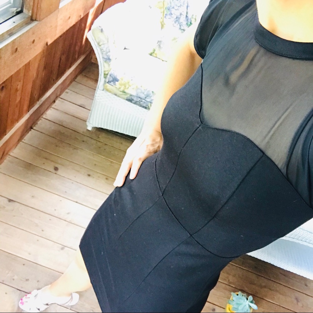 Robbi & Nikki Black Mini Dress